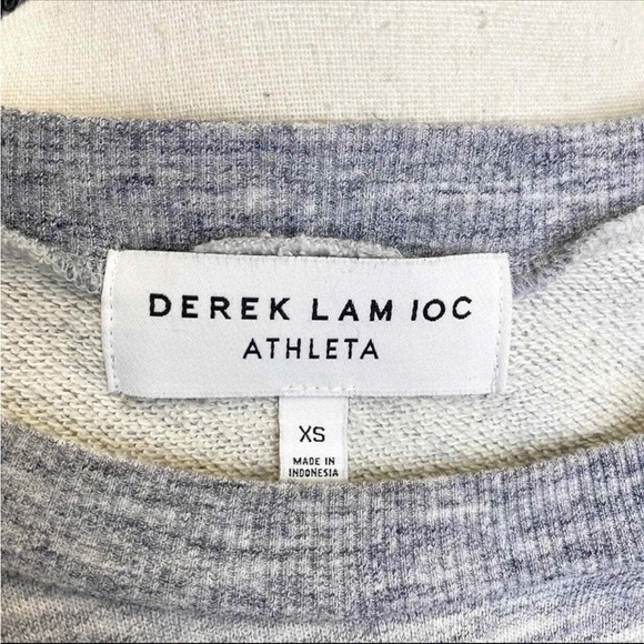 Derek Lam 10 Crosby x Athleta Gray Layered Sweatshirt Top Size XS - Picture 2 of 7